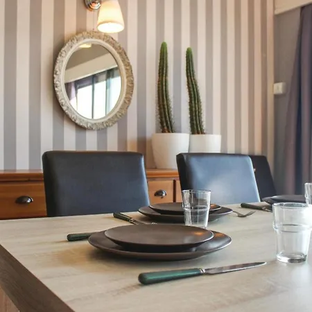 Apartamento Stunning In W/ Wifi Ostende